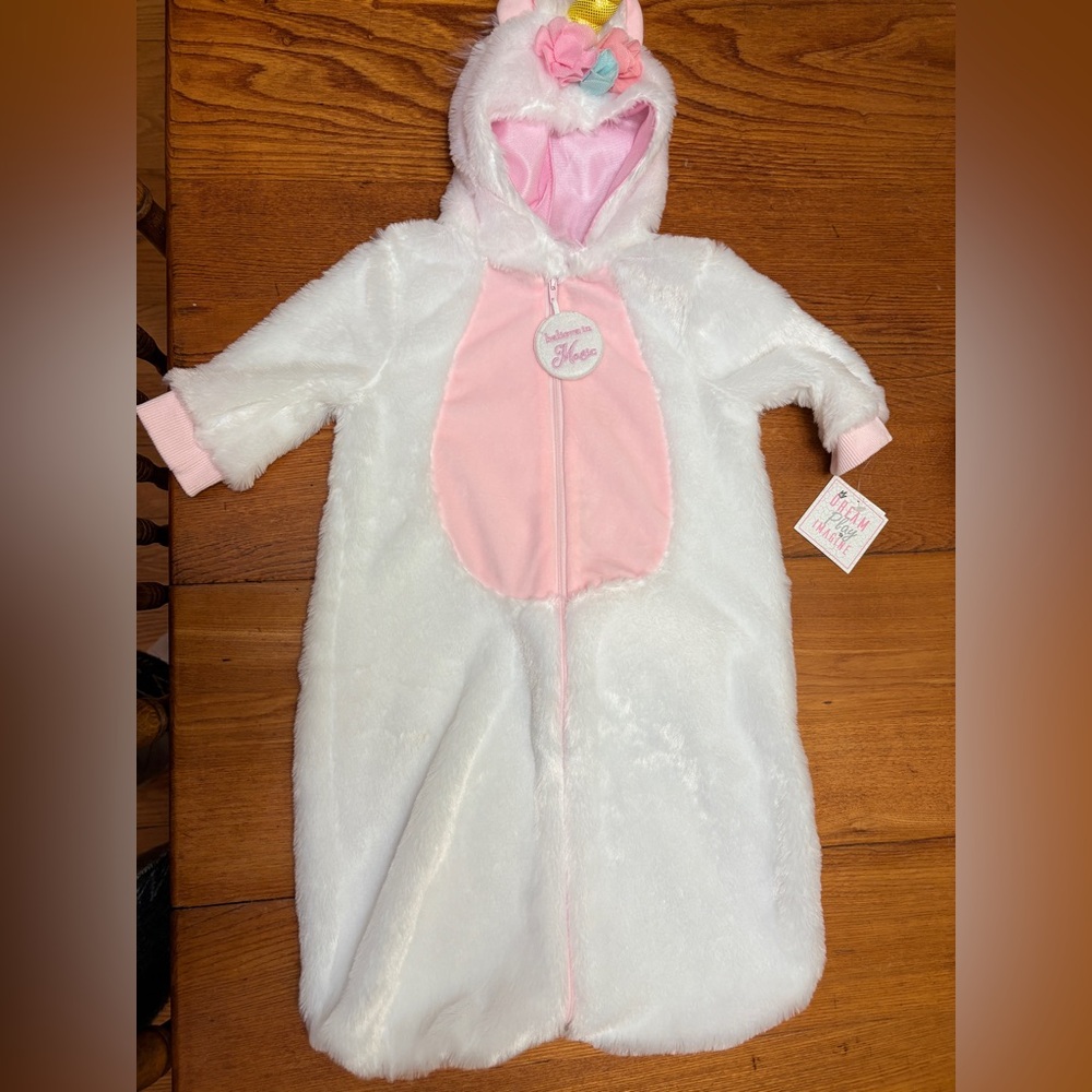 New with tags super soft, unicorn bunting bag for 3-6 mths